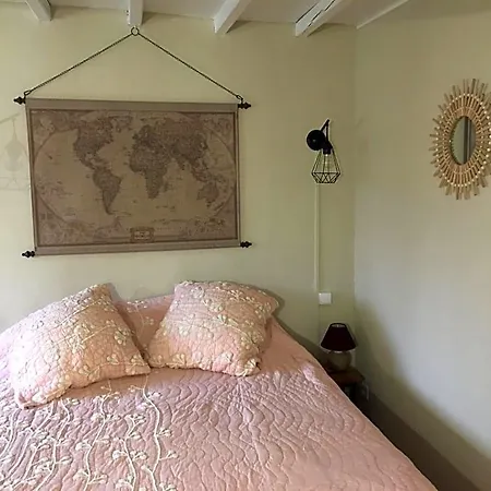 La Commanderie Bed & Breakfast 3*