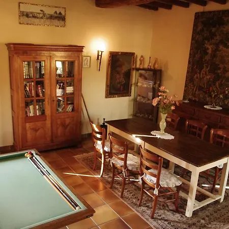 La Commanderie Couette-café 3*